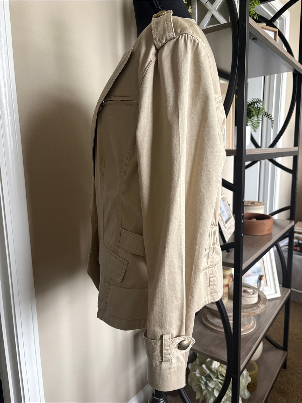 Women's Cream Tailored Blazer Jacket by Cach’e - Picture 5 of 9